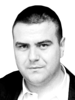 ZORAN PEŠIĆ