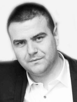 ZORAN PEŠIĆ
