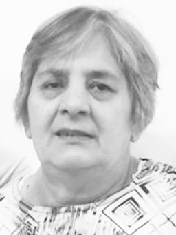 Vojislavka Moma Popović
     Rođena Palević