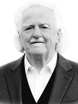TOMISLAV- TOLA   Kostov VUJOVIĆ