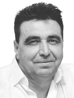 MILIVOJE  KAVARIĆ